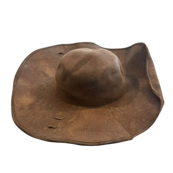 Disney Pirates of the Caribbean Dead Men Tell No Tales Kids Brown Pirate Hat - Picture 1 of 8